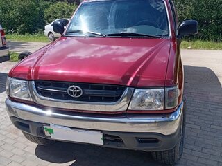 2004 Toyota Hilux VI Рестайлинг, красный, 1100000 рублей, вид 1