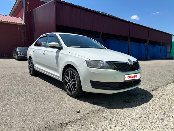 2018 Skoda Rapid I Рестайлинг, белый, 780000 рублей - вид 1