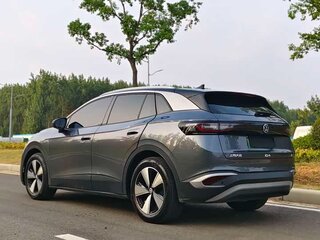 2024 Volkswagen ID.4, серебристый, 3300999 рублей, вид 4