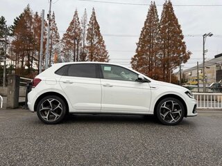 2021 Volkswagen Polo VI (EU Market), белый, 1250000 рублей, вид 4