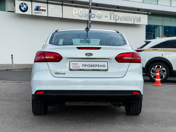 2018 Ford Focus III Рестайлинг, белый, 1210000 рублей - вид 5