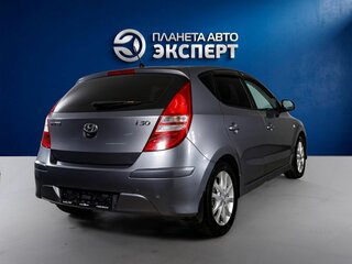 2011 Hyundai i30 I Рестайлинг, серый, 754000 рублей, вид 4