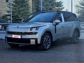 2025 Lynk & Co 900, серебристый, 7390000 рублей, вид 1