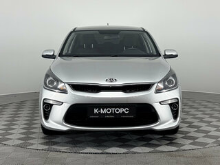 2017 Kia Rio IV, серебристый, 1350000 рублей, вид 2