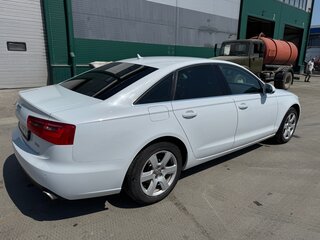 2012 Audi A6 IV (C7), белый, 1630000 рублей, вид 3