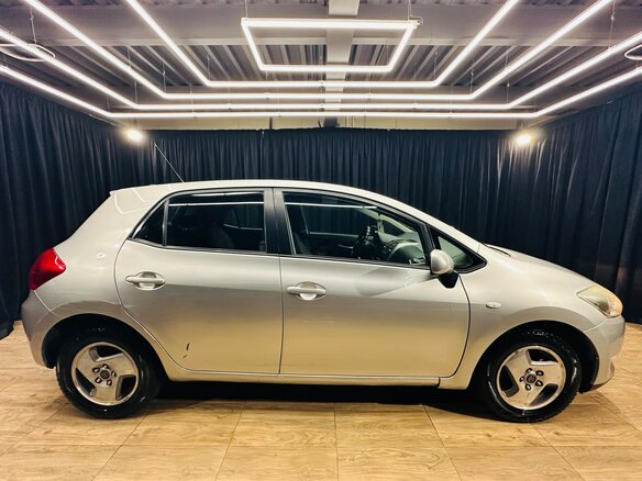 2007 Toyota Auris I, серебристый, 499000 рублей - вид 7