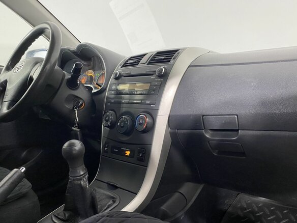2008 Toyota Corolla X (E140, E150), белый, 550000 рублей - вид 23
