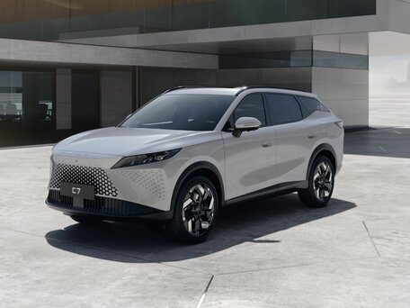 2026 Omoda C7, серебристый, 3299000 рублей, вид 1