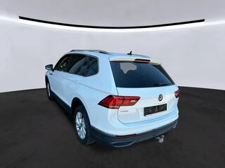 2022 Volkswagen Tiguan Allspace II Рестайлинг, белый, 2482000 рублей, вид 4