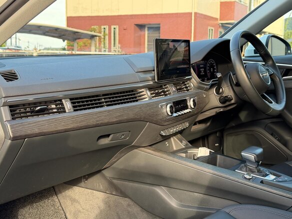 2020 Audi A4 35 TFSI V (B9) Рестайлинг, белый, 2100000 рублей - вид 8