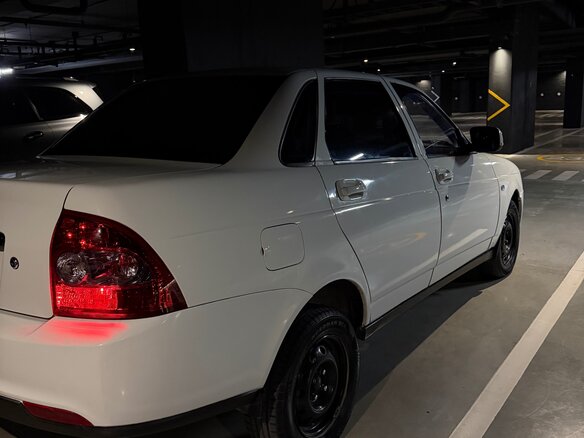 2010 Lada (ВАЗ) Priora I, белый, 390000 рублей - вид 6
