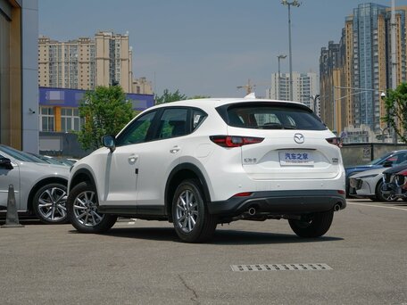 2026 Mazda CX-5 II Рестайлинг, белый, 2690000 рублей, вид 5