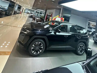 2026 Toyota RAV4 VI (XA60), чёрный, 4239020 рублей, вид 3