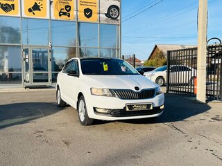2017 Skoda Rapid I Рестайлинг, белый, 999999 рублей, вид 4