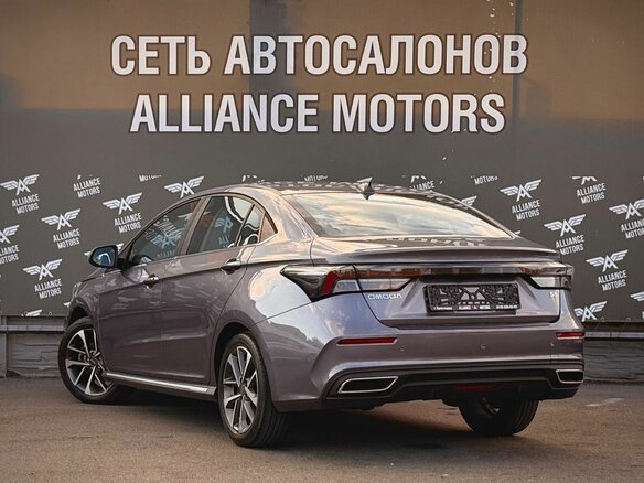 2023 Omoda S5, серый, 1390000 рублей - вид 4