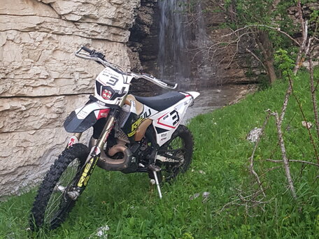 2022 Rieju MR 300, чёрный, 499000 рублей, вид 5