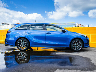 2021 Kia Ceed III Рестайлинг, синий, 1790000 рублей, вид 4
