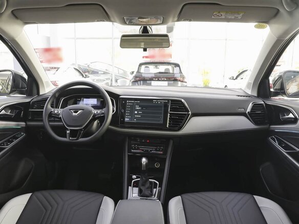 2026 Jetta VS5 I Рестайлинг 2, серый, 2340000 рублей - вид 4