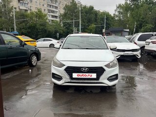 2018 Hyundai Solaris II, белый, 430000 рублей, вид 1