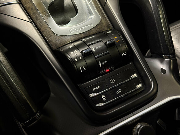 2011 Porsche Cayenne S II (958), чёрный, 2080000 рублей - вид 21
