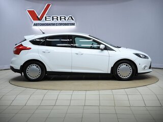 2011 Ford Focus III, белый, 470000 рублей, вид 4