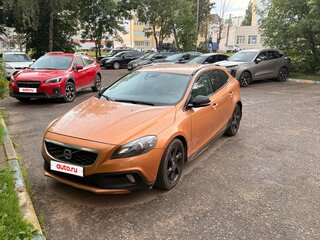 2014 Volvo V40 Cross Country I, оранжевый, 950000 рублей, вид 2