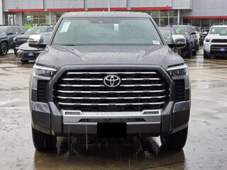 2026 Toyota Tundra Crew Max CrewMax III, серый, 12268102 рублей, вид 2