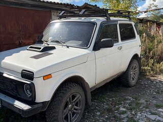 2011 Lada (ВАЗ) 2121 (4x4) I Рестайлинг, белый, 440000 рублей, вид 1
