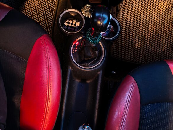 2008 Mini Hatch Cooper II (R56), красный, 720000 рублей - вид 14