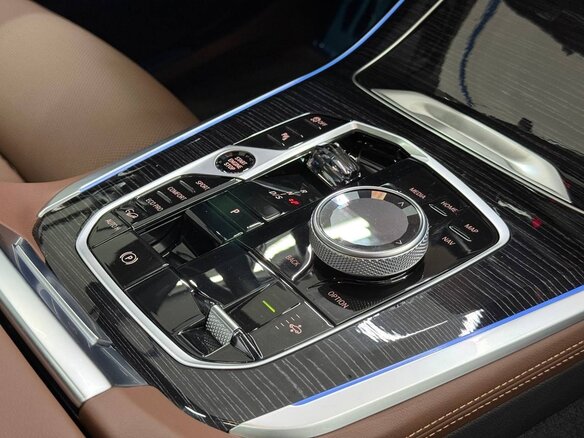 2023 BMW X5 40i IV (G05/G18) Рестайлинг, белый, 11699000 рублей - вид 12