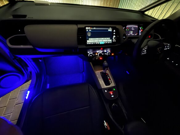2021 Honda Fit Crosstar IV, белый, 1720000 рублей - вид 34