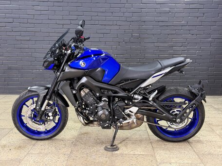 2017 Yamaha MT-09 (FZ-09), синий, 795000 рублей, вид 4