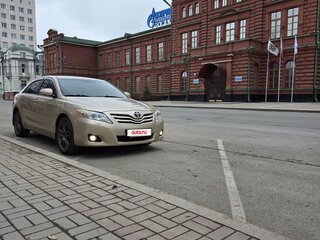 2010 Toyota Camry VI (XV40) Рестайлинг, золотистый, 1400000 рублей, вид 5
