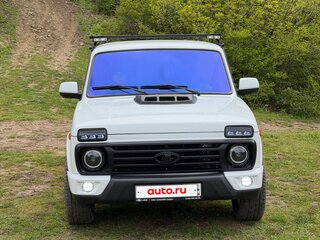 2019 Lada (ВАЗ) 2121 (4x4) Urban I Рестайлинг, белый, 750000 рублей, вид 3