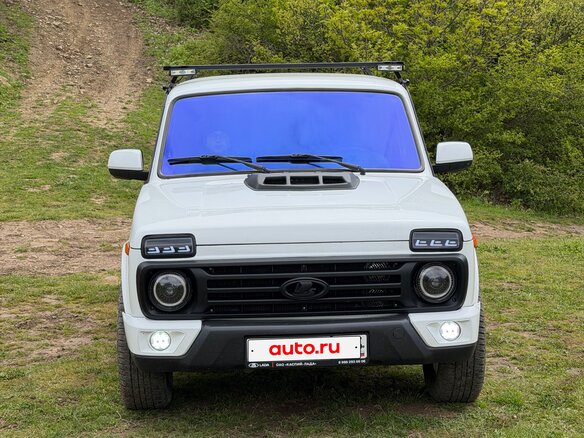2019 Lada (ВАЗ) 2121 (4x4) Urban I Рестайлинг, белый, 730000 рублей - вид 2