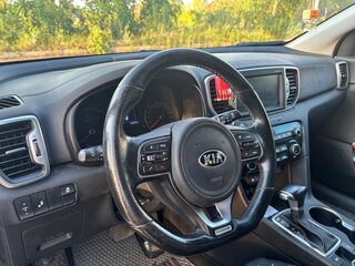 2018 Kia Sportage IV, белый, 2100000 рублей, вид 5