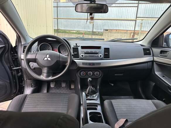 2012 Mitsubishi Lancer X Рестайлинг, чёрный, 650000 рублей - вид 9