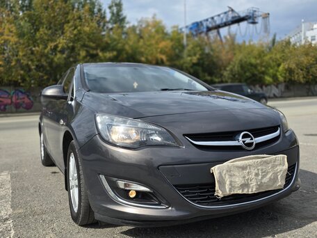 2013 Opel Astra J Рестайлинг, серый, 750000 рублей, вид 4