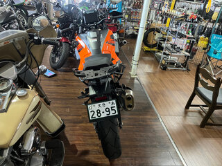 2022 KTM 1290 Super Adventure S, оранжевый, 1440000 рублей, вид 5