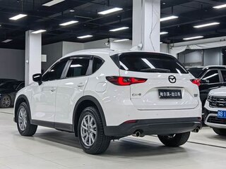 2023 Mazda CX-5 II Рестайлинг, белый, 2140000 рублей, вид 4