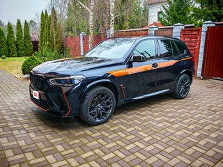 2022 BMW X5 M Competition III (F95), чёрный, 13500000 рублей, вид 2