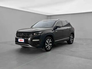 2022 Volkswagen Tayron I, чёрный, 1730005 рублей, вид 1