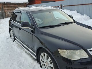 2008 Volkswagen Touareg I Рестайлинг, чёрный, 1100000 рублей, вид 1