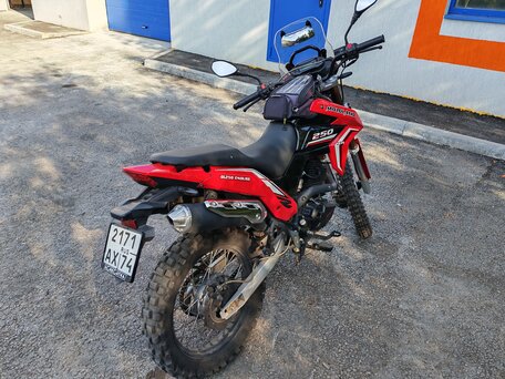 2023 Motoland XR250 Enduro, красный, 135000 рублей, вид 3