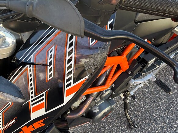 2014 KTM 390 Duke, чёрный, 325000 рублей - вид 10
