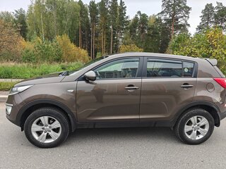 2010 Kia Sportage III, коричневый, 1195000 рублей, вид 4