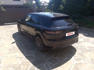 2019 Porsche Cayenne III, чёрный, 9000000 рублей, вид 4