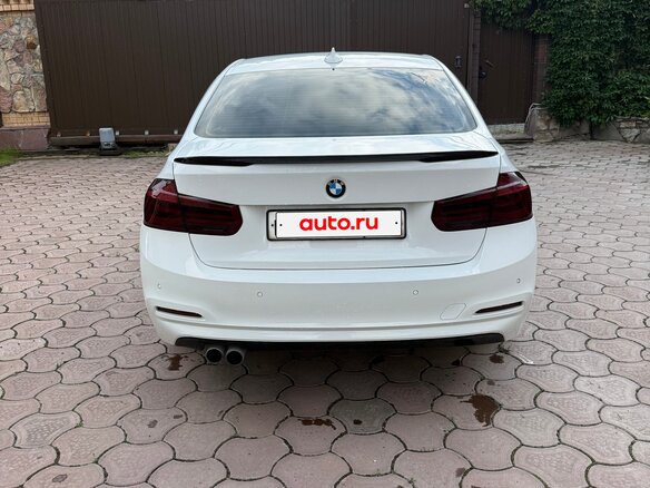 2016 BMW 3 серии 320i VI (F3x) Рестайлинг, белый, 2000000 рублей - вид 3