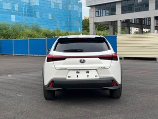 2022 Lexus UX 300e I, белый, 2555999 рублей, вид 5