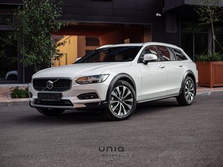 2023 Volvo V90 Cross Country I Рестайлинг, белый, 7250000 рублей, вид 1